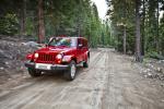 Jeep Wrangler Unlimited Sahara 2012 года
